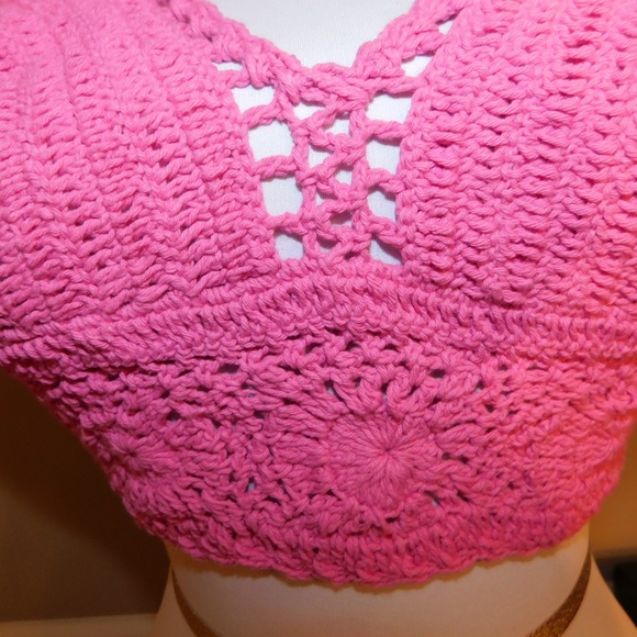 Pink Crochet Halter Top - One Size - Picture 4 of 6